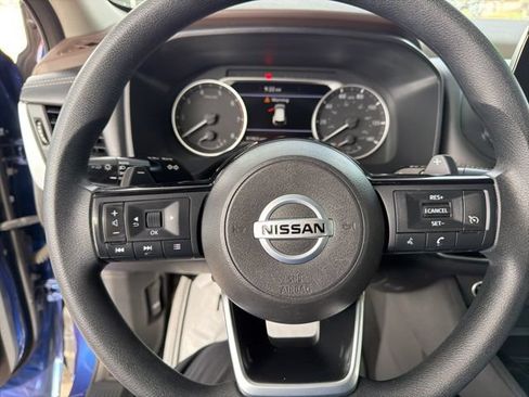 Used 2021 Nissan Rogue S AWD/4WD image 41