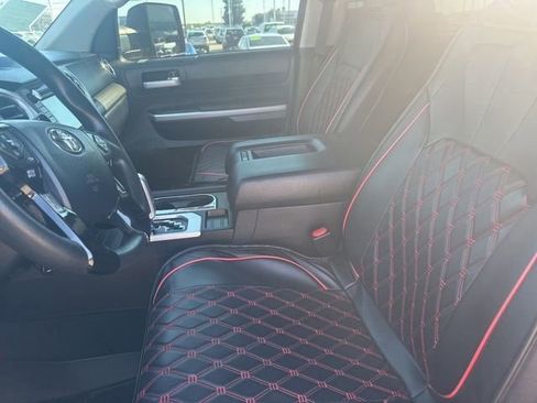 Used 2016 Toyota Tundra SR5 w/ SR5 Upgrade Package image 12