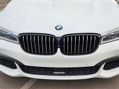 Used 2019 BMW 750i xDrive w/ Executive Package AWD/4WD image 9