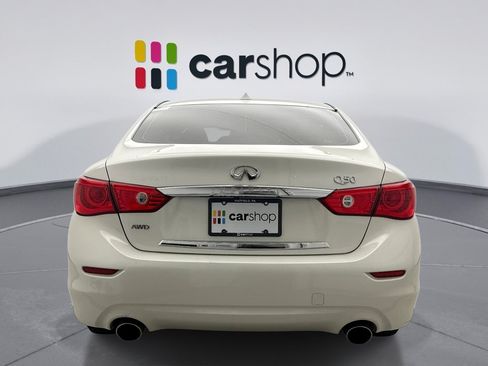 Used 2017 INFINITI Q50 Signature Edition w/ All Weather Package (L93) AWD/4WD image 3