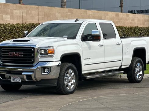 Used 2018 GMC Sierra 3500 SLT w/ Duramax Plus Package image 8