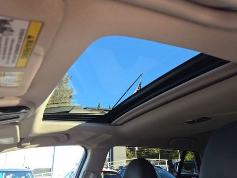 Certified 2022 Subaru Outback Limited image 19