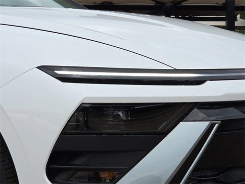 Certified 2025 Hyundai Sonata SE image 4