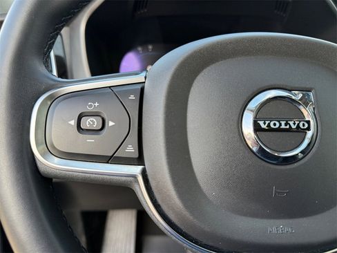 Used 2024 Volvo XC60 B5 Core w/ Protection Package Premier image 25