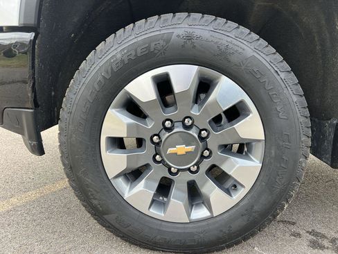 Certified 2022 Chevrolet Silverado 2500 Custom w/ Custom Convenience Package image 32