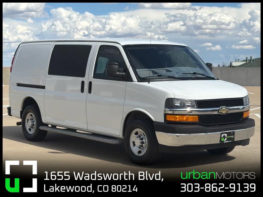Used 2018 Chevrolet Express 2500 w/ Driver Convenience Package RWD image 1