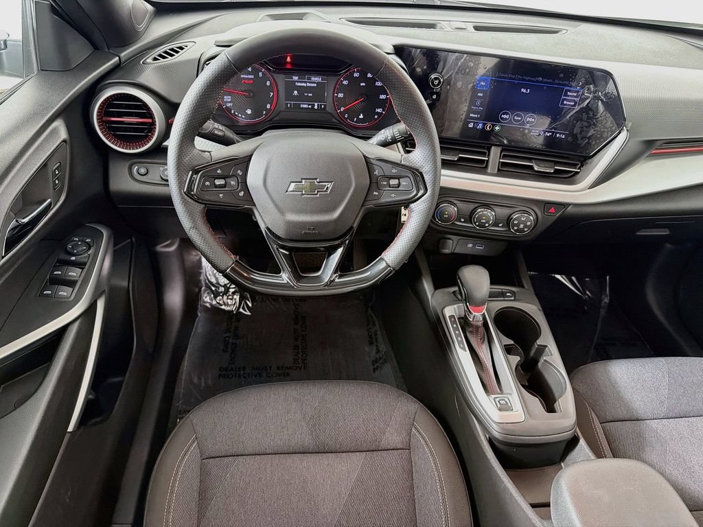 Used 2024 Chevrolet Trax RS w/ Driver Confidence Package FWD image 21