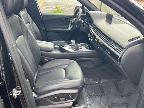 Used 2018 Audi Q7 3.0T Prestige w/ Prestige Package AWD/4WD image 15