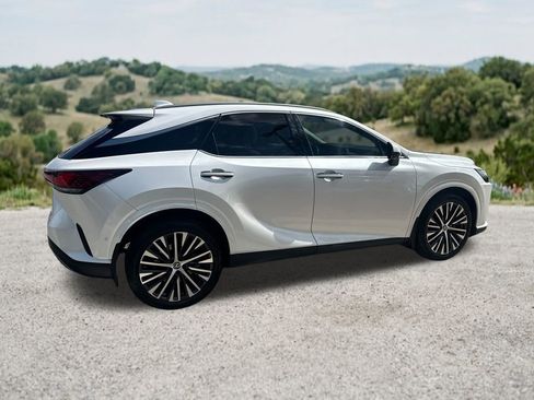 Used 2023 Lexus RX 350 Premium Plus w/ Cold Area Package FWD image 11