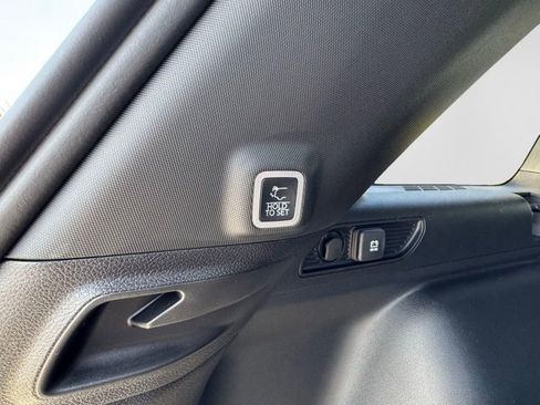 New 2025 Jeep Grand Cherokee Altitude AWD/4WD image 7