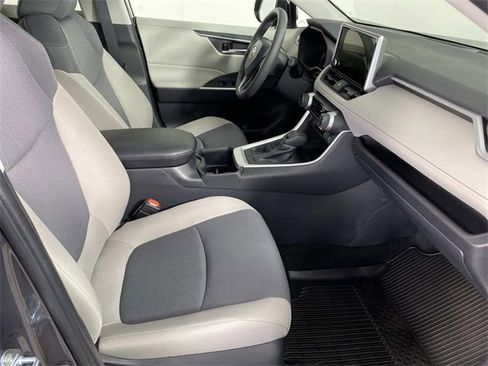 Used 2025 Toyota RAV4 XLE image 11
