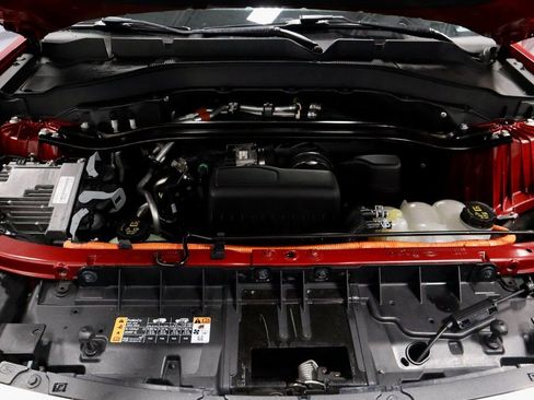 Certified 2022 Ford Explorer Platinum w/ Technology Package image 18