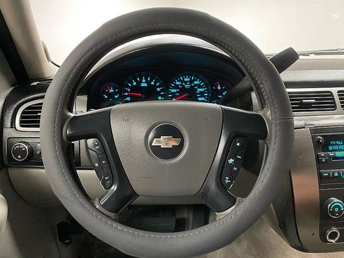 Used 2007 Chevrolet Avalanche LS image 16