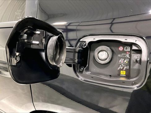 Used 2022 Dodge Charger R/T w/ Plus Group RWD image 42