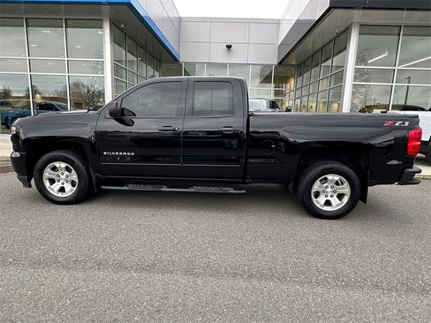Used 2018 Chevrolet Silverado 1500 LT w/ All Star Edition image 2