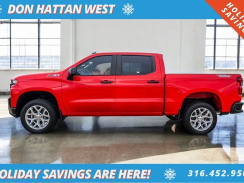 Used 2021 Chevrolet Silverado 1500 LT Trail Boss image 2