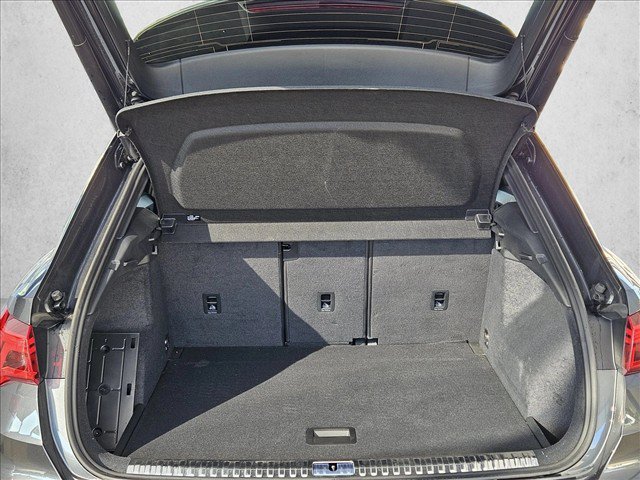 Certified 2025 Audi Q3 2.0T Premium AWD/4WD image 21
