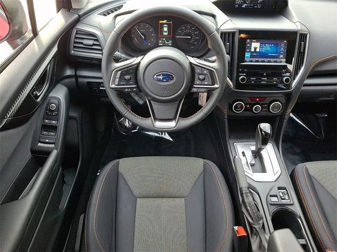 Used 2023 Subaru Crosstrek 2.0i Premium image 11