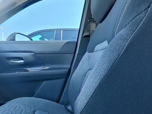Used 2025 Nissan Kicks SV FWD image 24
