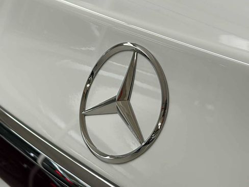 New 2026 Mercedes-Benz E 350 4MATIC Sedan image 8