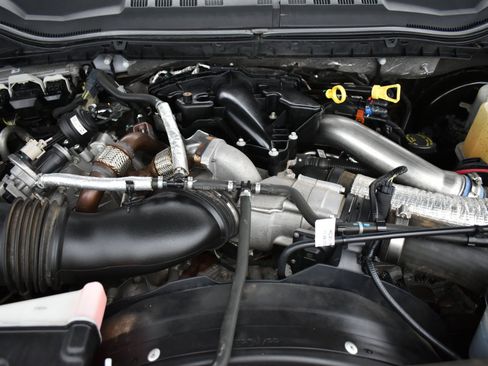 Used 2018 Ford F250 XL w/ Power Equipment Group image 48