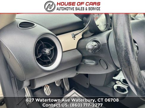 Used 2013 MINI Cooper Clubman S image 23