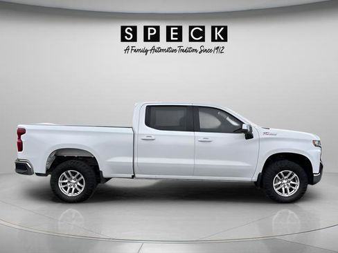 Used 2022 Chevrolet Silverado 1500 LT w/ Z71 Off-Road Package AWD/4WD image 6