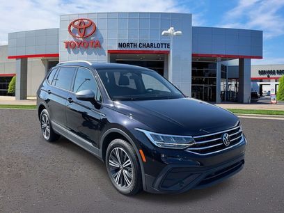 Used 2024 Volkswagen Tiguan SE