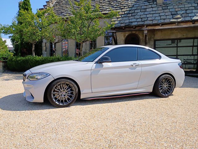 Used 2016 BMW M235i Coupe RWD image 6