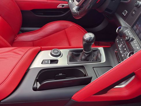 Used 2018 Chevrolet Corvette Stingray Convertible RWD image 20