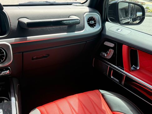 Used 2025 Mercedes-Benz G 63 AMG 4MATIC image 46