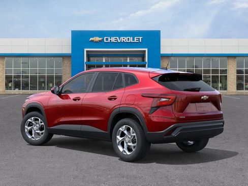 New 2026 Chevrolet Trax LS FWD image 3