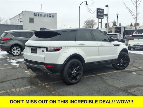 Used 2018 Land Rover Range Rover Evoque image 4