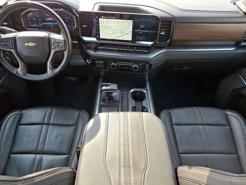 Used 2025 Chevrolet Silverado 1500 High Country image 27