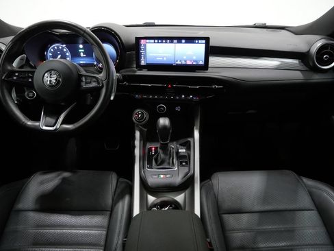 Used 2024 Alfa Romeo Tonale Veloce AWD/4WD image 10