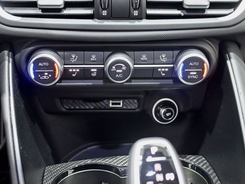 Used 2024 Alfa Romeo Giulia Quadrifoglio w/ Active Assist Plus Package image 22