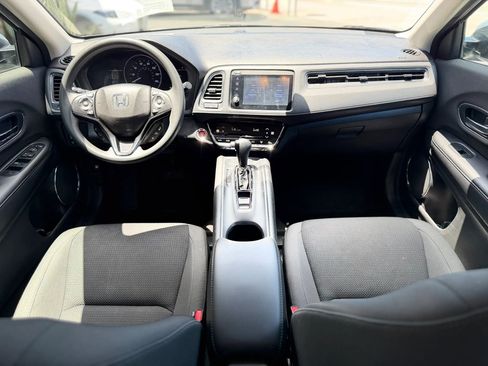 Used 2022 Honda HR-V EX image 19