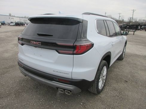 New 2026 GMC Acadia Elevation w/ Elevation Premium Package FWD image 5