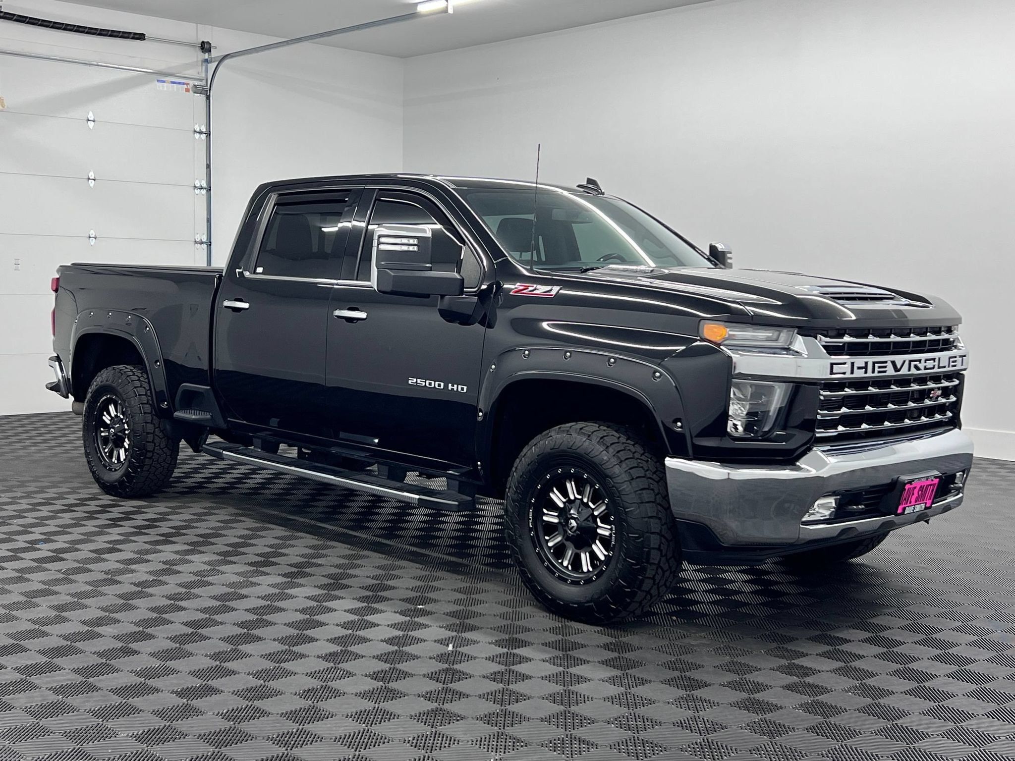 Used 2022 Chevrolet Silverado 2500 LTZ w/ LTZ Convenience Package AWD/4WD image 7