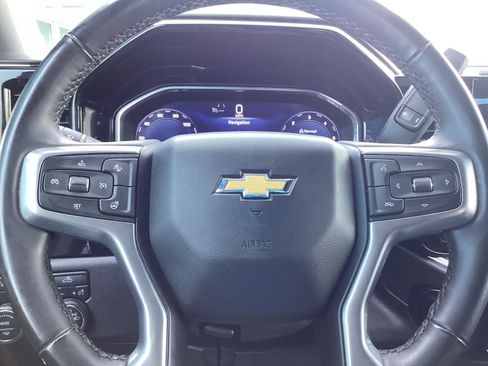 Used 2025 Chevrolet Silverado 1500 LT AWD/4WD image 10