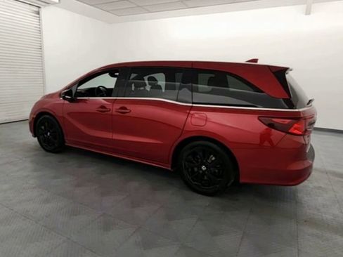 Used 2023 Honda Odyssey Sport image 6