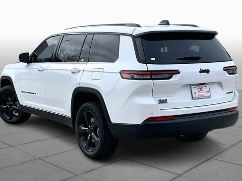 New 2025 Jeep Grand Cherokee L Limited w/ Black Appearance Package AWD/4WD image 13