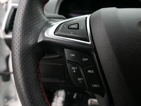 Used 2023 Ford Edge ST-Line AWD/4WD image 16