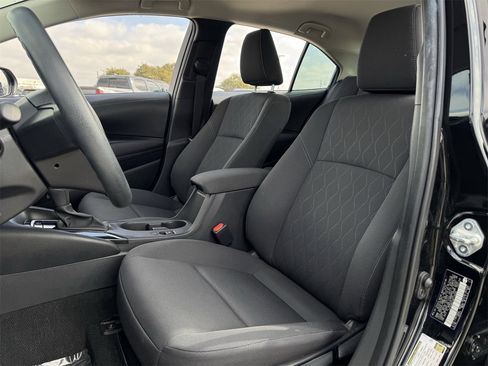 Used 2024 Toyota Corolla LE image 25