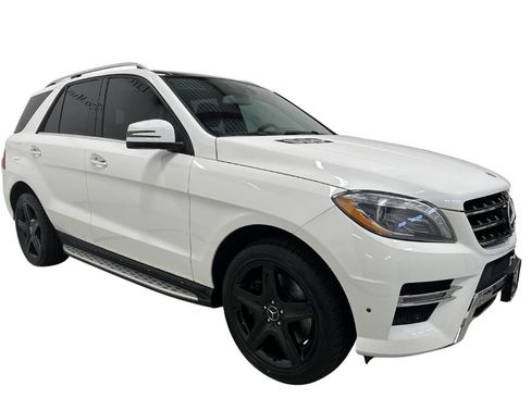 Used 2014 Mercedes-Benz ML 550 4MATIC image 3