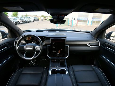 Used 2024 GMC Acadia Denali w/ Super Cruise Package AWD/4WD image 3