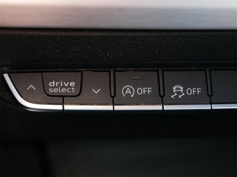 Used 2018 Audi S4 Prestige w/ Prestige Package image 21