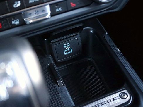 Used 2025 Ford Bronco Outer Banks image 24