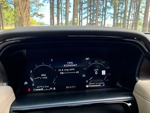 Certified 2022 Lincoln Nautilus Reserve FWD image 28