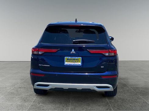 Used 2024 Mitsubishi Outlander SE AWD/4WD image 4